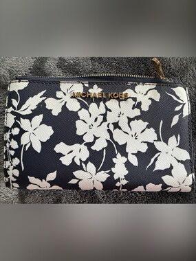 Michael Kors Navy and White Floral Zip-Around Wallet